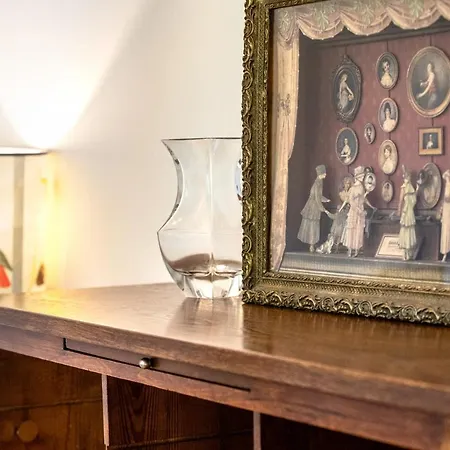 Tango Luxury In Center Town *