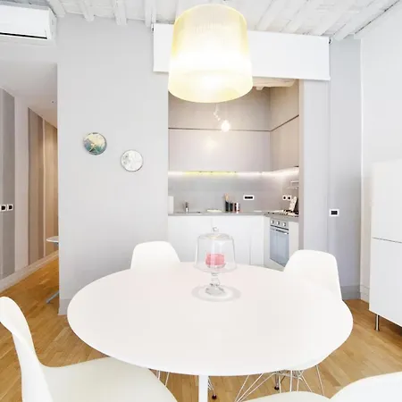 Tango Luxury In Center Town Apartment *